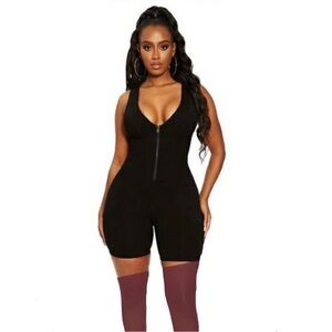 Naked Wardrobe Zipped & Snatched V-Neck Romper